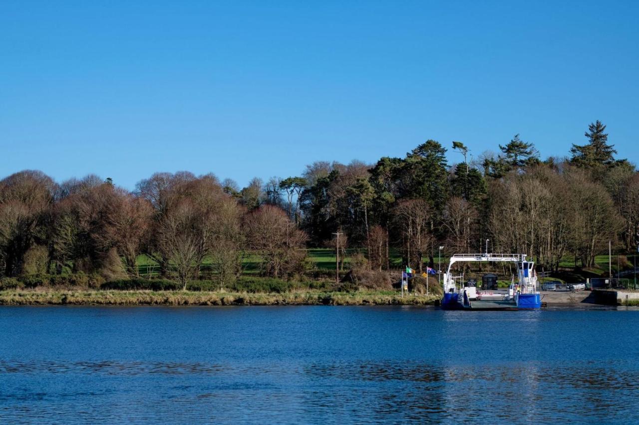 Waterford Castle Hotel & Golf Resort Ballinakill  Екстериор снимка